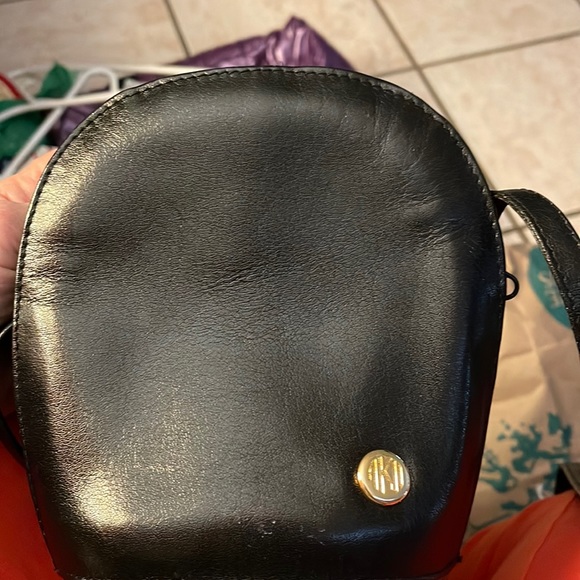 Anne Klein II black leather crossbody - Picture 1 of 2